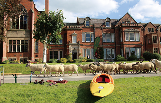 ABBOTSHOLME SCHOOL